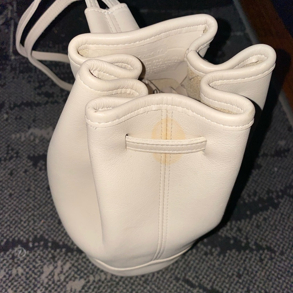 Vintage Coach Off-White Cream Leather Bixby Bucket Sling Bag 9984 - Picture 4 of 9